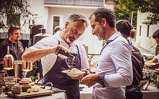 BBQ auf der Terrasse des Hotel Moserhof am Millstätter See in Kärnten