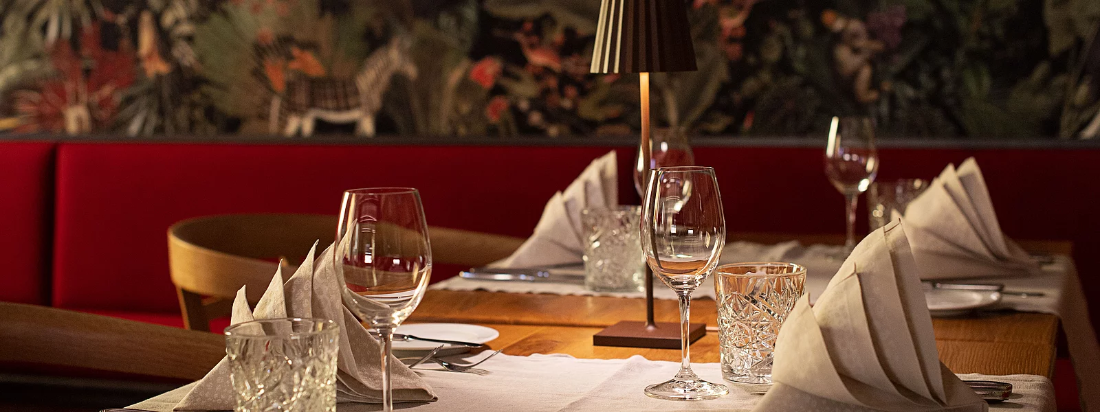Inneneinrichtung im Restaurant mo.wi am Millstätter See