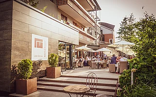 Terrasse des Hotel Moserhof am Millstätter See in Kärnten