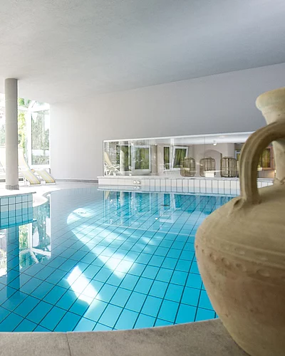 Geschenkideen & Alpe-Adria-Wellness Mit unseren Hotel-Gutscheinen verschenkst du mehr als nur eine Übernachtung – du schenkst Erholung, Genuss und unvergessliche Wohlfühlmomente!