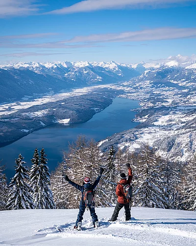 Winterzauber am Millstätter See – 10% Urlaubsbonus Gönn dir eine Auszeit und entdecke die ruhige Schönheit des Sees im Winter.
