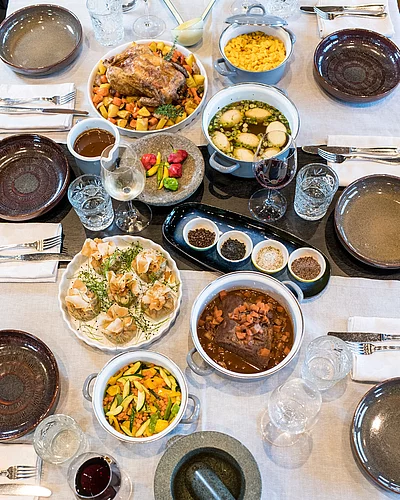 Slow Food Dinner zum Saisonstart ️ im @hotelmoserhof ️ Es ist der perfekte Moment für einen genussvollen Abend! Wann? 18. April, ab 18.30 Uhr.