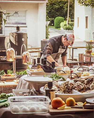 Unsere kulinarischen Eventhighlights 2026 warten! ️ Freu Dich auf ein ganzes Jahr voller Gaumenfreunden – von genussvollen Menüs über saisonale Brunch-Momente bis hin zu besonderen Themen-Abenden....