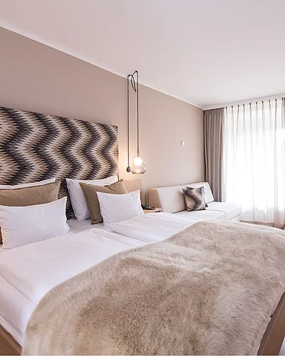 Freude schenken, die lange bleibt Auf der Suche nach einem besonderen Geschenk? Mit einem Gutschein vom Hotel Moserhof verschenkt Ihr nicht nur eine Aufmerksamkeit, sondern gemeinsame Zeit, Erholung...